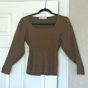 Zara Sweater/ Medium